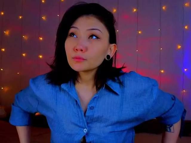 Offline RenaWong on BongaCams