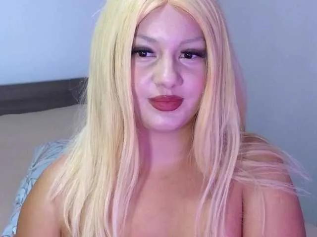 Offline Rosebelle1 on BongaCams