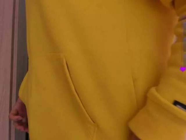 Freechat RosseeDaw on BongaCams