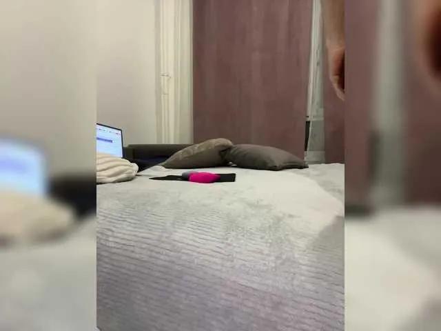 Offline RussAss on BongaCams