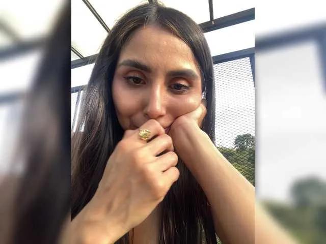 Freechat SallyeLeins on BongaCams