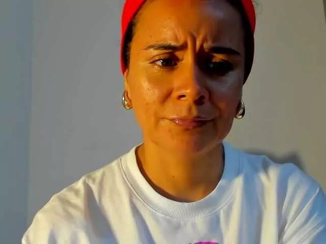 Freechat Samhotie on BongaCams