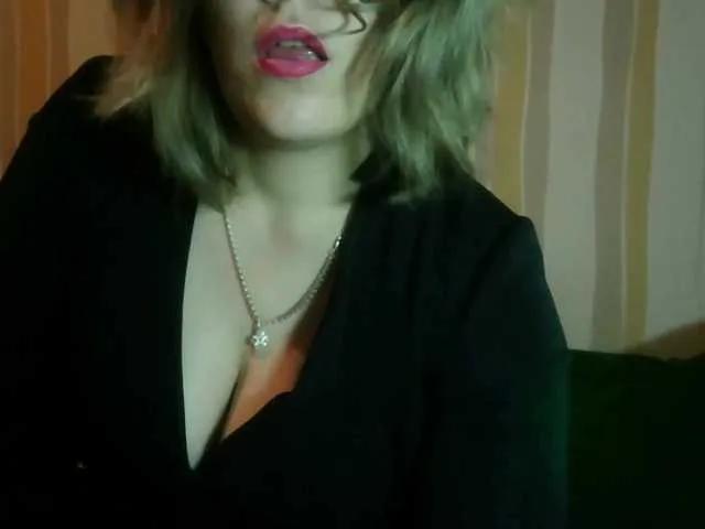 Sarah-Jane on BongaCams 