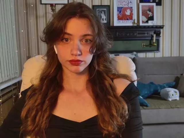 Freechat sarahsupershy on BongaCams