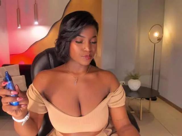 Offline SavannahStorm on BongaCams