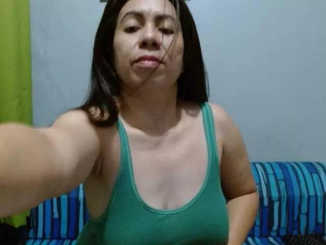 Offline Scarletteb on BongaCams