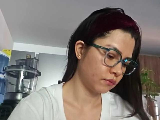 Offline sexy-natty on BongaCams