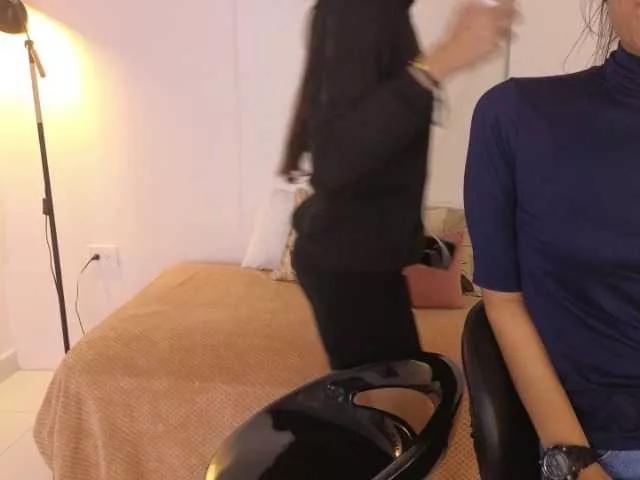 Offline sexychanell-1 on BongaCams