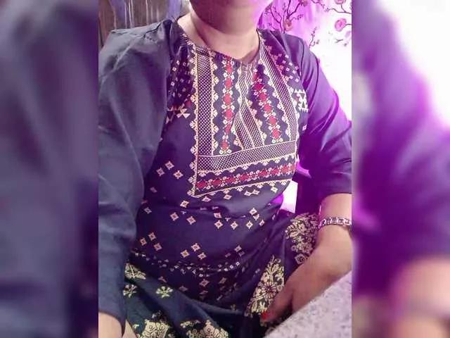 Offline sexycharu on BongaCams