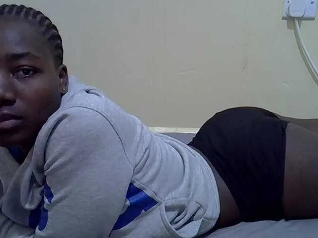 Offline Sexydee14 on BongaCams