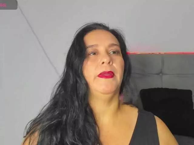 Offline sharlott-bbw on BongaCams