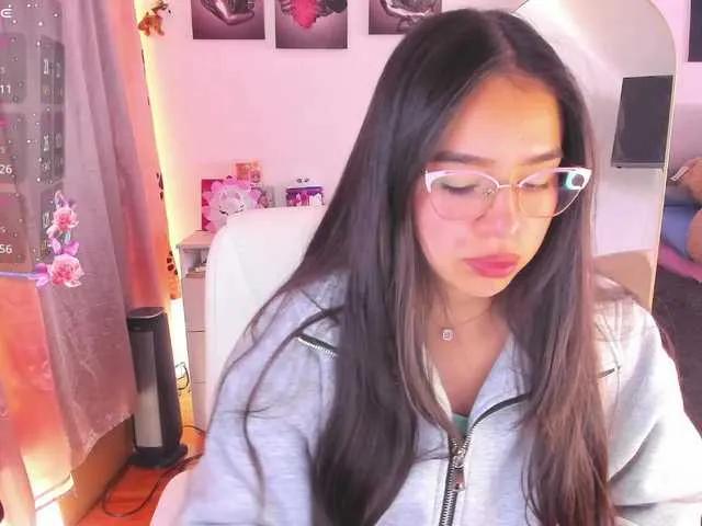 Offline shekina on BongaCams