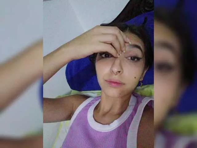 Offline sheylawood on BongaCams