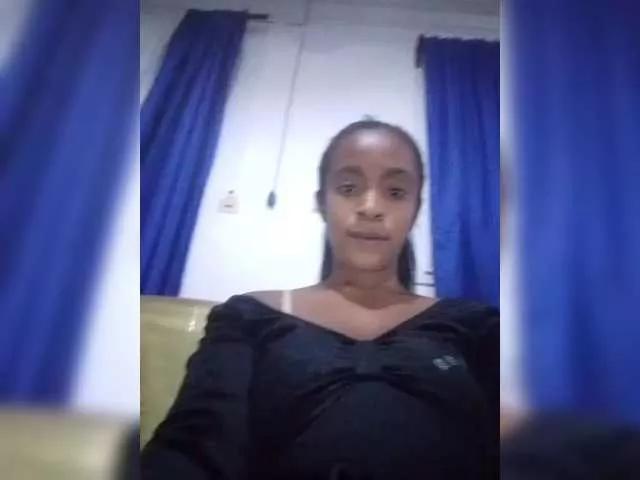 Freechat silviaLaBombe on BongaCams