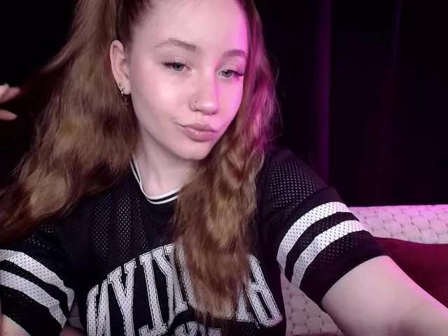 Offline SindiWatson on BongaCams