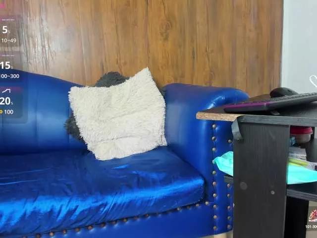 Offline Skinny-Mature on BongaCams