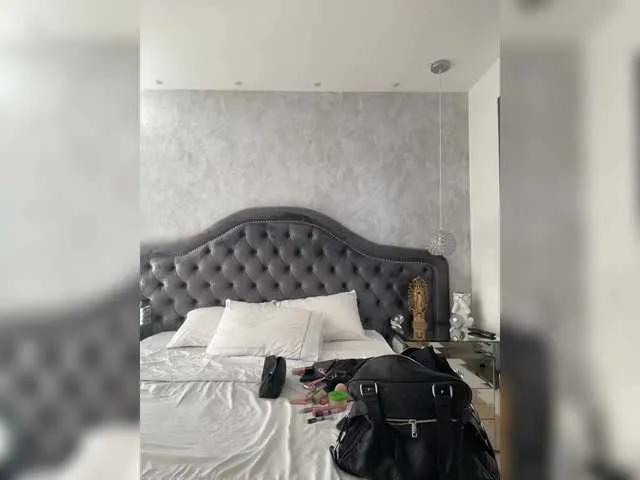 Offline sofia-grey on BongaCams