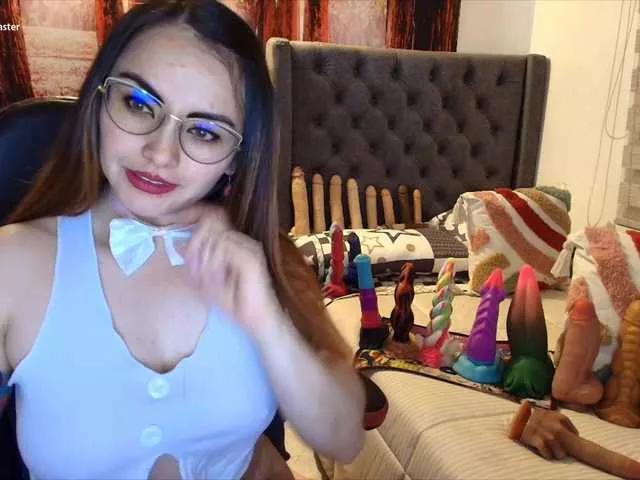 Offline sofia23dirty on BongaCams