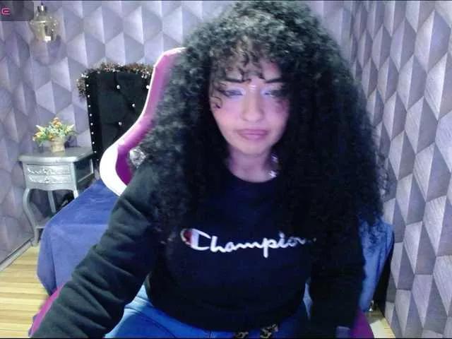 Freechat sofiacowperx on BongaCams