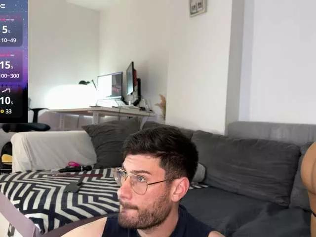 Offline SofiaJuicyAss on BongaCams