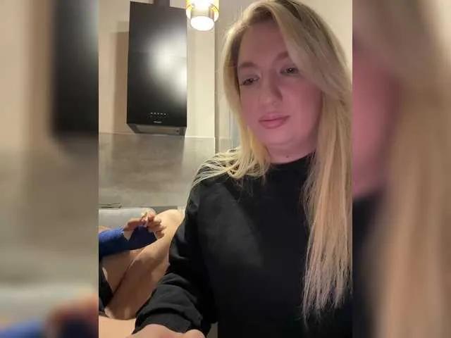 Offline Sonya699 on BongaCams