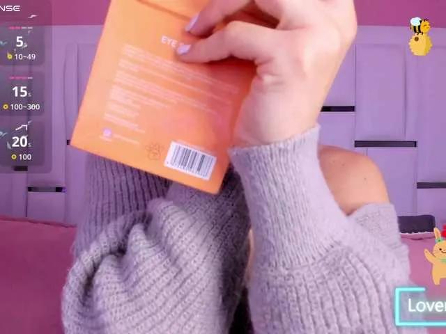 Offline SophieeJacobs on BongaCams