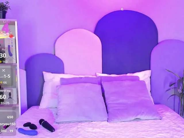 Offline SophieGomez2 on BongaCams