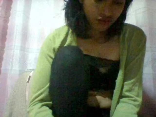 Offline Stellahsexylove on BongaCams