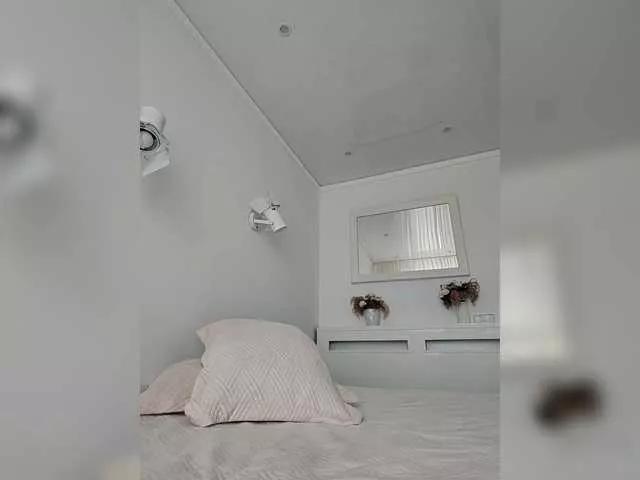 Offline sura97 on BongaCams