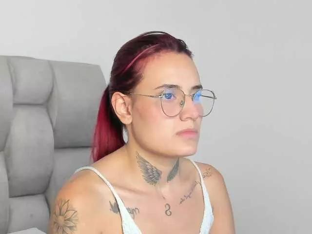 Offline Susan-sweet on BongaCams