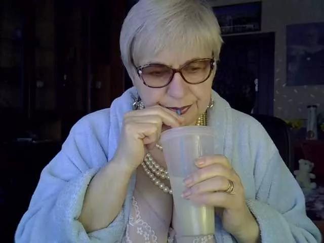 Freechat SweetCherry00 on BongaCams