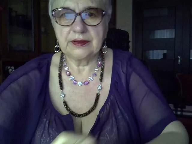 Freechat SweetCherry00 on BongaCams