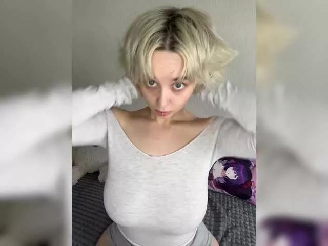 Freechat tamagotchigirl on BongaCams