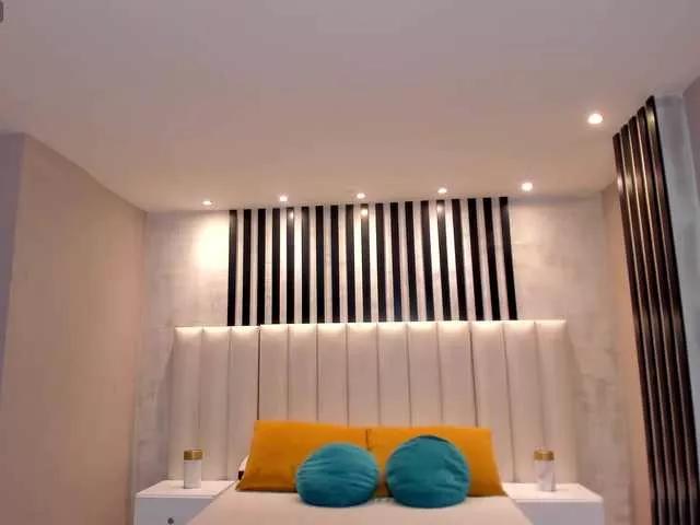 Offline TaraLawrence on BongaCams