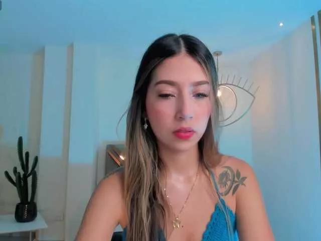 Offline TaraLawrence on BongaCams