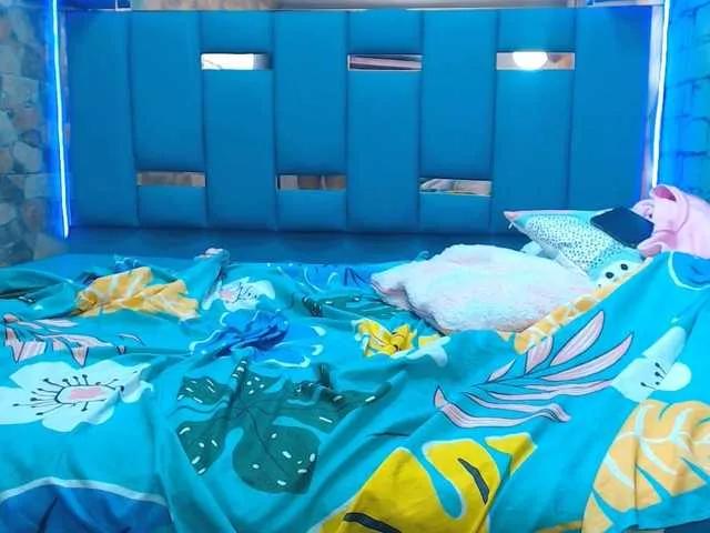 Offline tommyxpamela444 on BongaCams