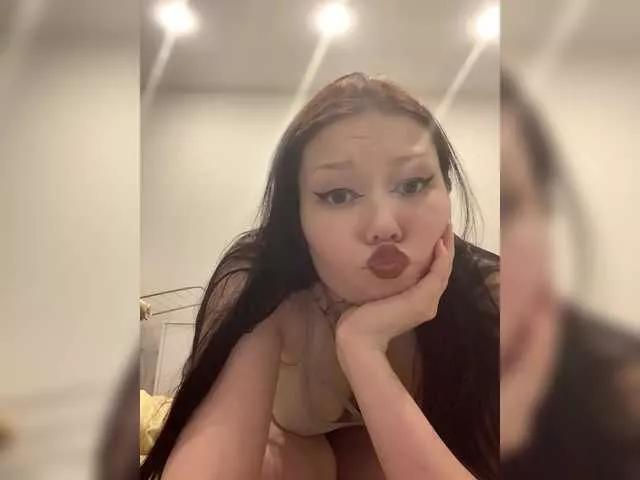 Offline TUYA2 on BongaCams