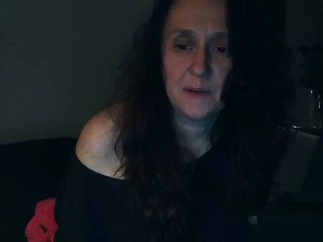 UllimOhi — Flirt, smart men, interesting conversations, expensive gifts