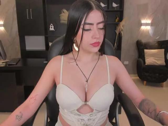 Offline ValeriaRivera1 on BongaCams