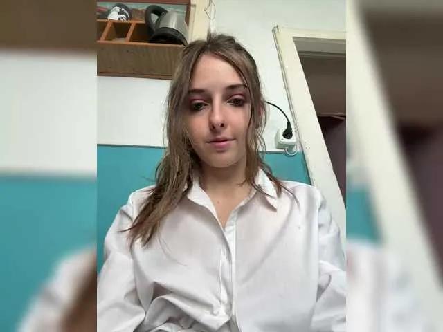 Offline VelvetMoon11 on BongaCams