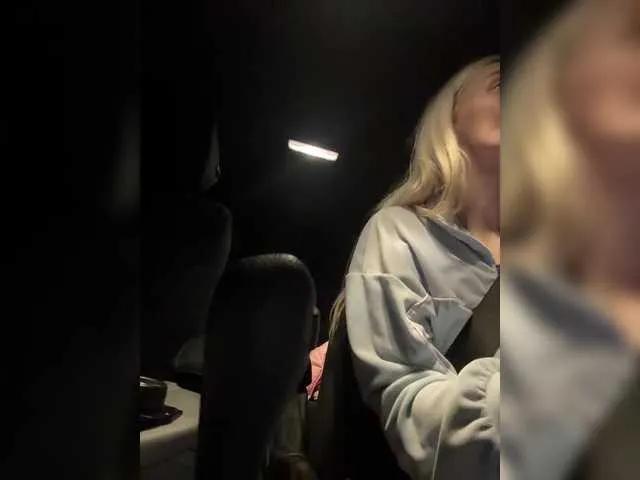 Offline VibroMashulka on BongaCams