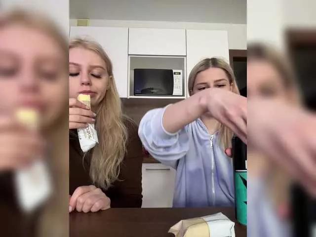 Offline VibroMashulkaDashulka on BongaCams