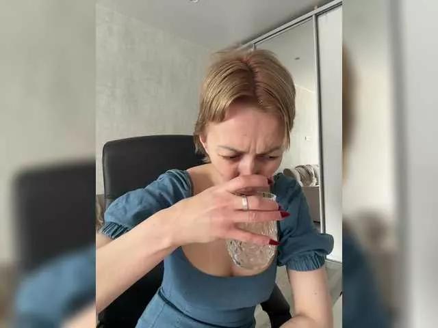 Offline vik77777A on BongaCams