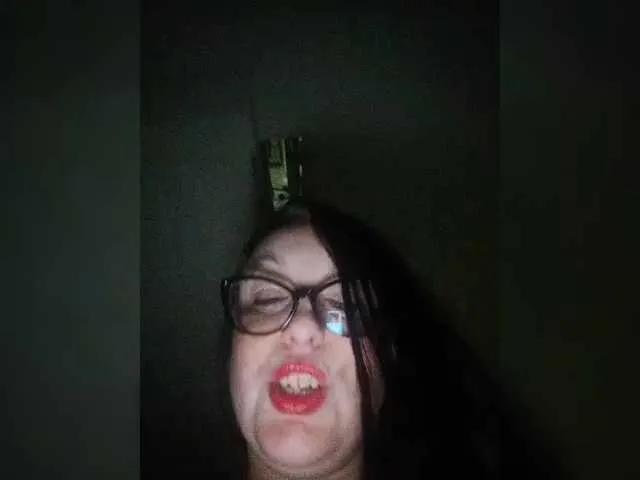 Offline ViktoryDimond on BongaCams