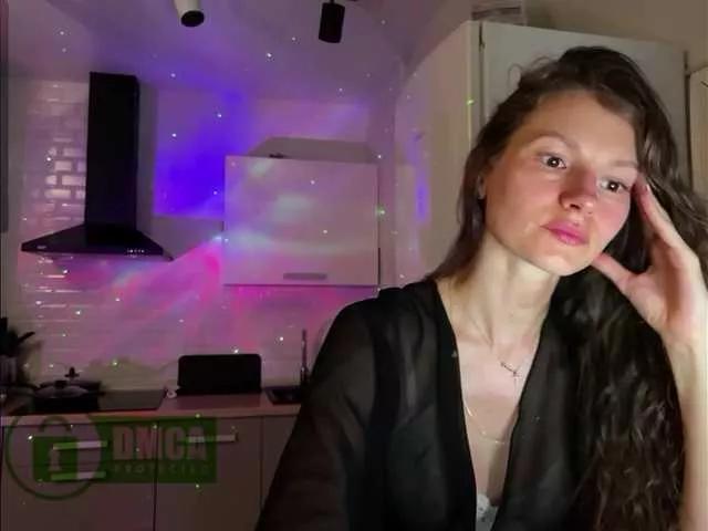 Offline Vvv-lifffe on BongaCams