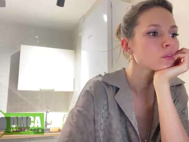 Offline Vvv-lifffe on BongaCams