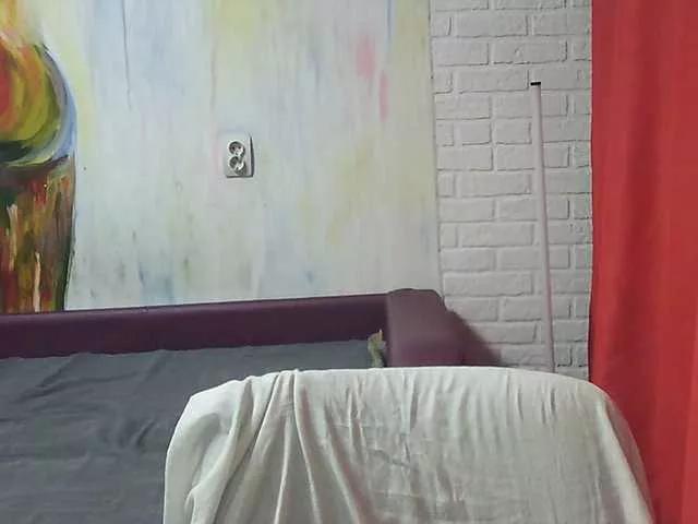 Freechat YesBabyYes on BongaCams