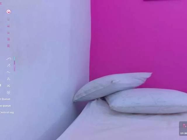 Offline yourcuteneighbourr on BongaCams