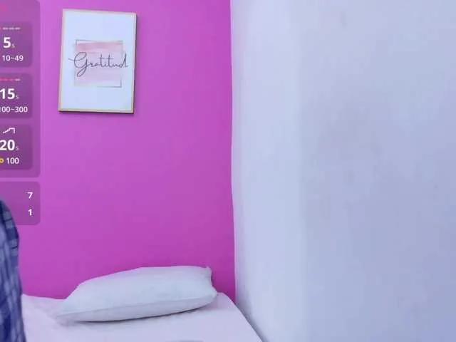 Offline yourcuteneighbourr on BongaCams