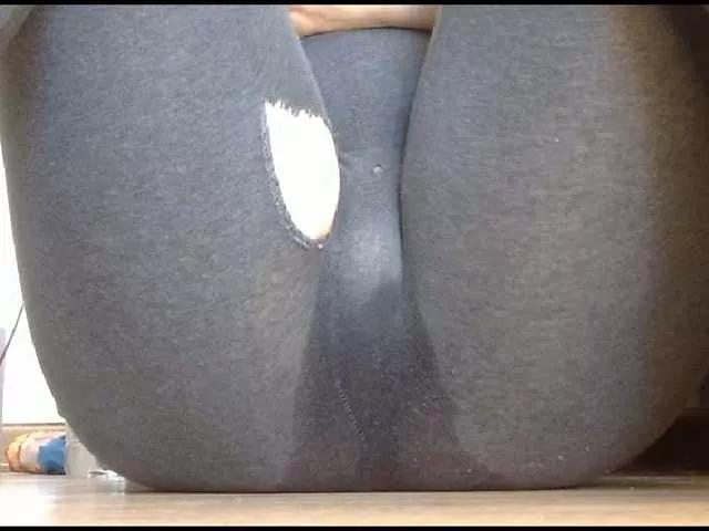 Offline YourDesire36 on BongaCams